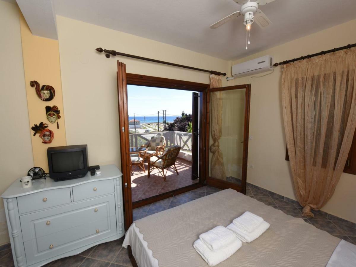 Savina'S Maisonette By Travelpro Services Nea Plagia Halkidiki エクステリア 写真